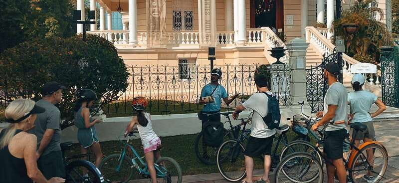 Mérida: Montejo Boulevard and Historic Center bike tour - Why a bicycle works well in Mérida