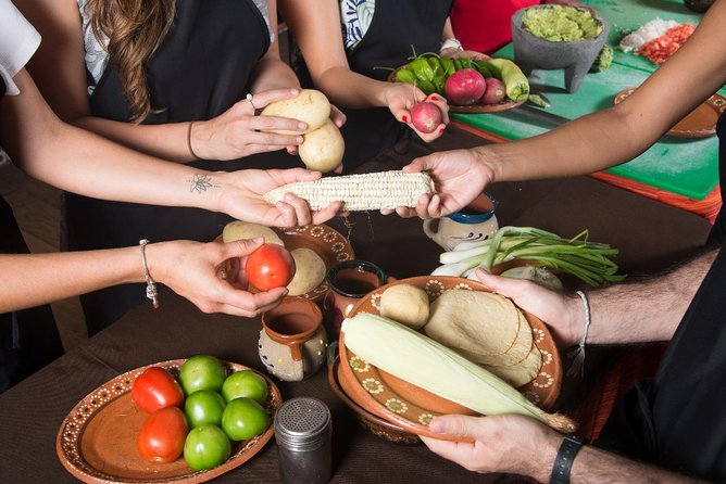 Mexican Cooking Class with fresh Local Market ingredients selection and transpor - Group size, guides, and the hands-on question