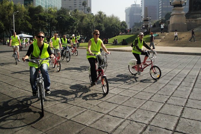 Mexico bike tour - Chocolate, cable cars, and a useful choice