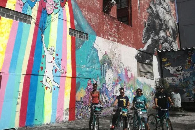 Mexico City: Art Naco, murals & street art bike tour - Why a bike is the right way to see Mexico City’s street art