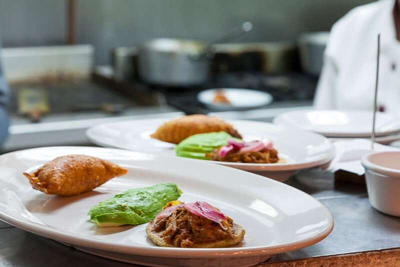 Mexico City: Authentic Downtown Food Tour - Cantinas, street stalls, and traditional restaurants