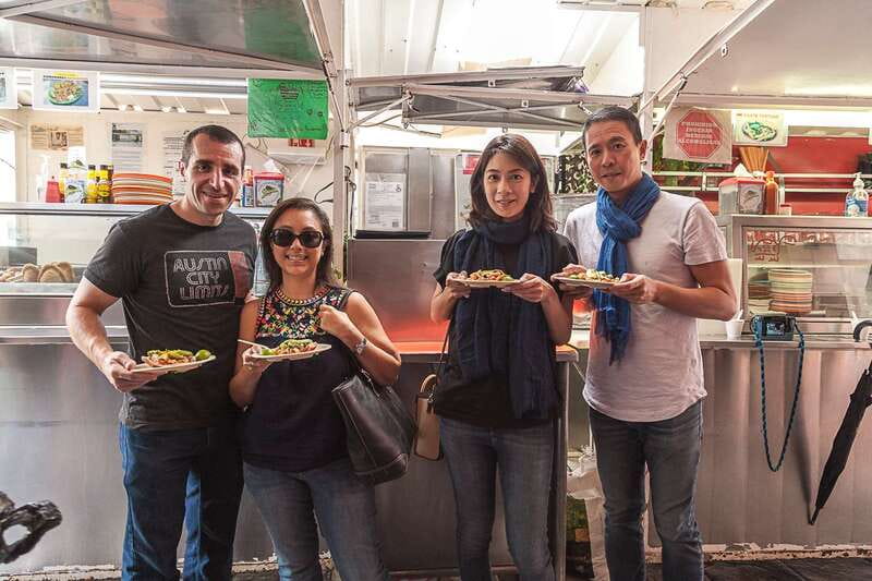 Mexico City: Authentic Downtown Food Tour - A walking lesson in Centro Histórico