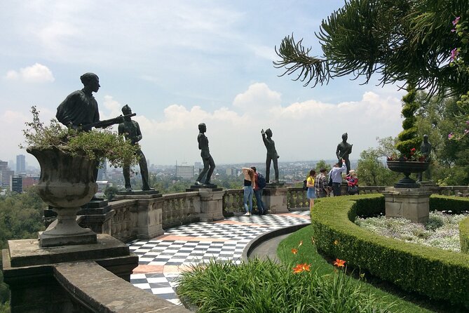 Mexico City Custom Private Tour with a Local, Highlights & Hidden Gems - What the guides add to the experience