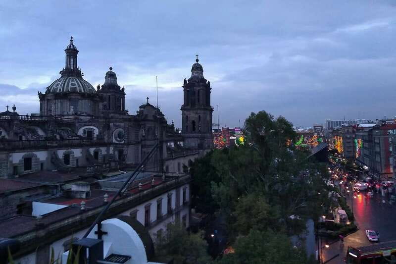 Mexico City: Double Decker Bus Night Tour - Seeing Centro under the lights