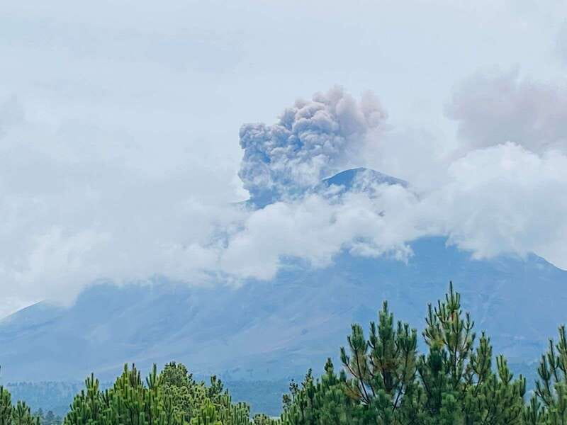 Mexico City: Guided Volcano Trek with Lunch - How difficult is the 9-hour day?