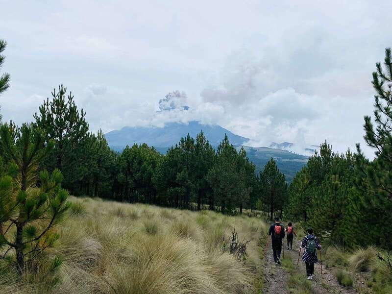 Mexico City: Guided Volcano Trek with Lunch - Weather, visibility, and the active volcano factor