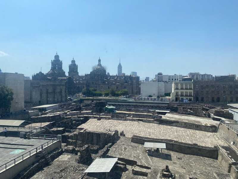 Mexico City: Historical walking tour of Tenochtitlan - San Francisco and the marks of colonial Mexico