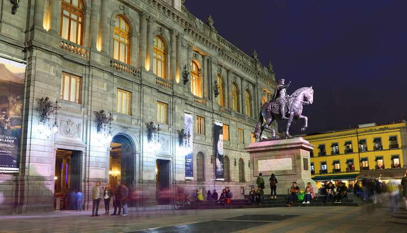 Mexico City: Night City Tour in a Double Decker Bus - Diana Cazadora, Reforma 222, and Fuente de Cibeles