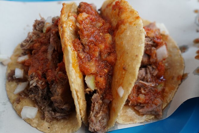 México City: Street Food to Home Cooking Food Tour - Why the food quantity matters