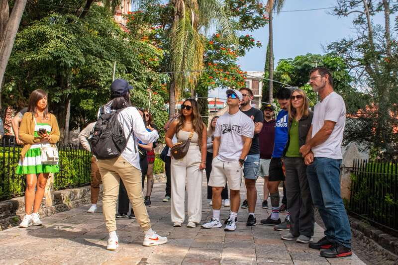 Mexico City: Taxco & Cuernavaca Tour with Pre-Hispanic Mine - Guides make a real difference