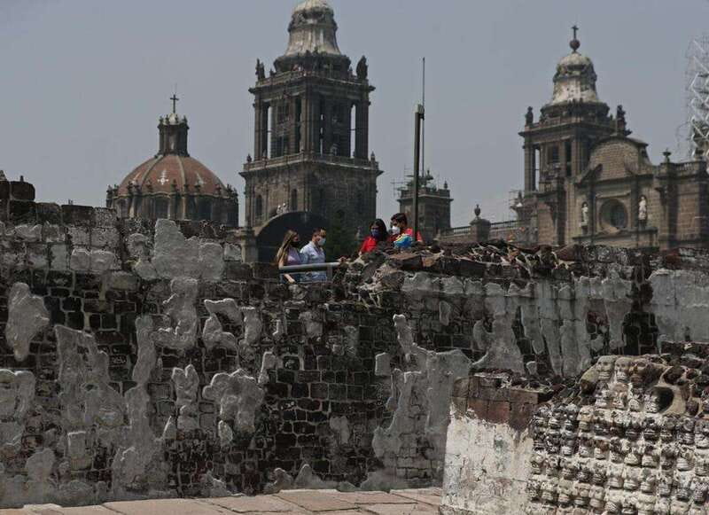 Mexico City: Templo Mayor Skip-the-Line Entry Ticket - Reading the outdoor remains of Tenochtitlan