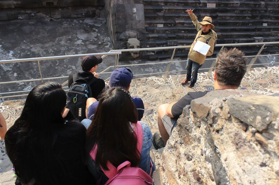 Mexico City: Teotihuacan Early or Afternoon Access Tour - Lunch, buffet choice, and the long ride home