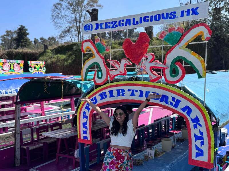 Mexico City: Xochimilco Boat Party with Unlimited Drinks - Games, singing, and the social side of the tour