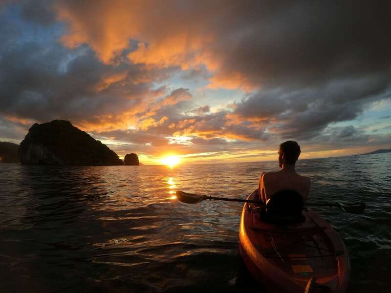 Mismaloya: Los Arcos Bioluminescent Waters Kayak & Cave Tour - What the three-hour Los Arcos outing feels like