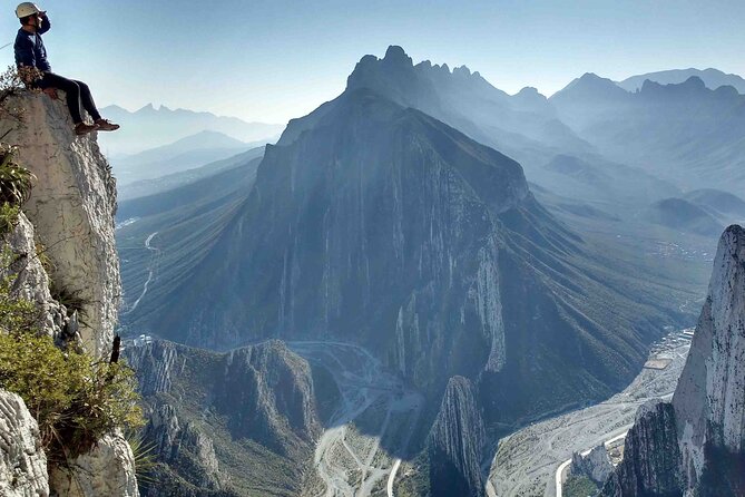 Nido de los Aguiluchos, Monterrey: Hiking + Rock Climbing + 3 Rappels - Key points at a glance