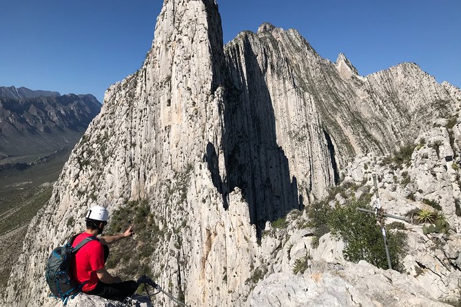 Nido de los Aguiluchos, Monterrey: Hiking + Rock Climbing + 3 Rappels - Reaching the summit and looking across Monterrey