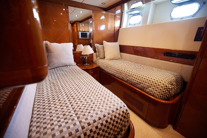 Number Juan 100ft Yacht Azimut Rental - Chef Saul’s food and the open bar