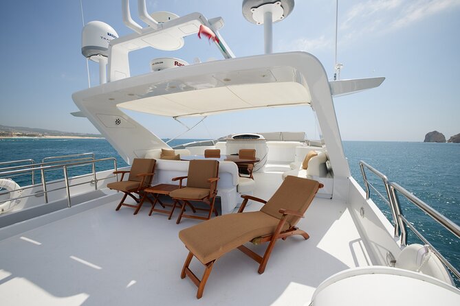 Number Juan 100ft Yacht Azimut Rental - Swimming and water toys