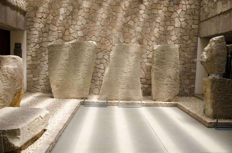 Oaxaca: Monte Alban Guided Archaeological Tour - The museum and the final look at Monte Albán