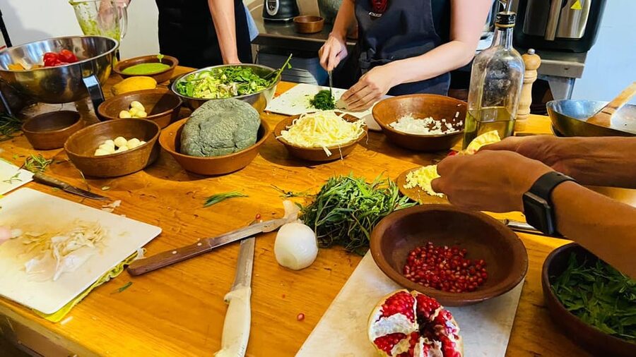 Oaxaca: Oaxacan Mole Workshop with a Traditional Cook - Who Will Enjoy This Most?