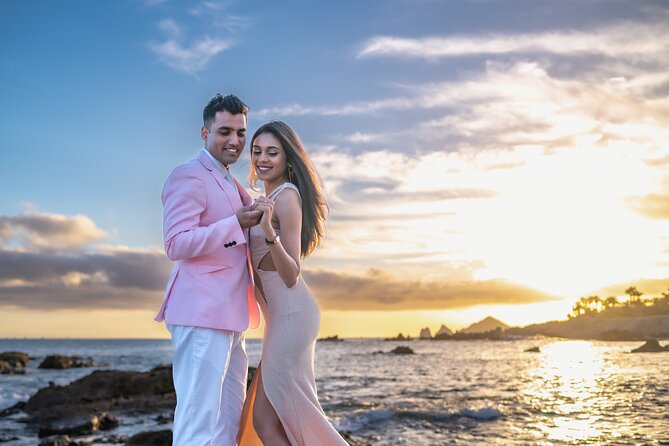 Photo Session in Los Cabos - Playa Monumentos and the Cabo meeting point