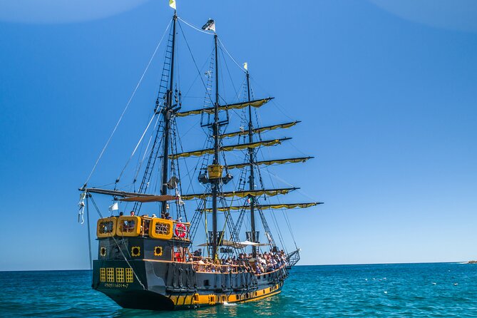 Pirate Ship Snorkel and Lunch Cruise in Los Cabos - Snorkeling in Chileno Bay