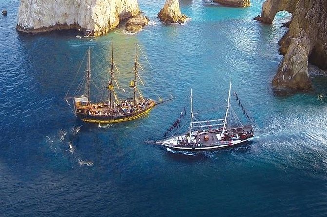Pirate Ship Sunset Dinner and Show in Los Cabos - BBQ dinner without a dining table