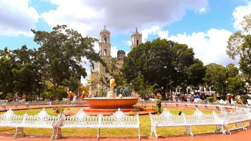 Playa del Carmen: Chichen Itza, Valladolid, Cenote & Buffet - Valladolid in only 30 minutes