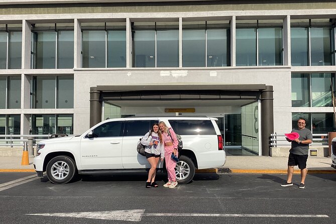 Premier Airport Shuttle Service for Seamless Transport in Cabo - Who will get the most value