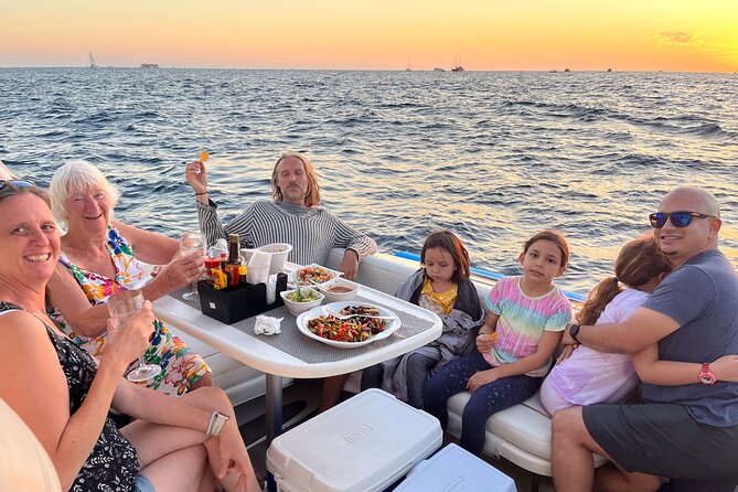 Private 3hr Yacht Cruise in Cabo San Lucas all included - The Corridor gives the crew room to adapt
