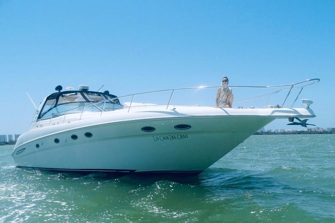 Private 50FT Yacht Rental in Cancún P8 - Who will enjoy this private Cancun yacht rental