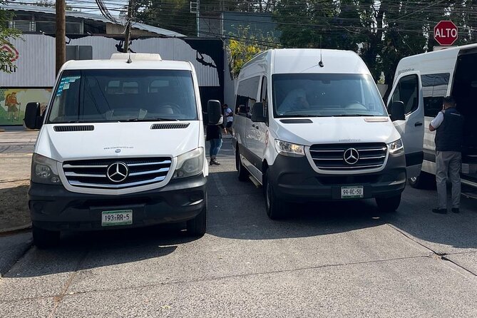 Private Airport Transfer to Guadalajara Hotels Safe & Stress-Free - A private ride instead of a taxi or shared bus