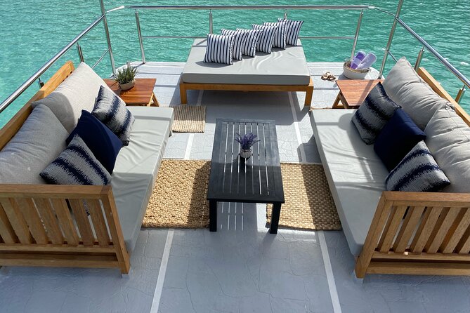 Private Cabo 35ft cat experience Food and open bar included! - Service, comfort, and family appeal