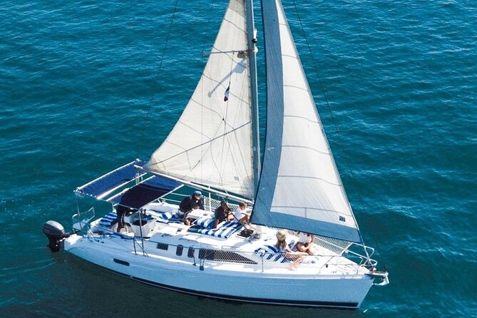 Private Cabo San Lucas Sunset Cruise on 33´ sailboat - A Private View of Cabo’s Famous Arch