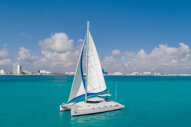 Private Catamaran from Cancun to Isla Mujeres | For up to 40 pp - Price and what the private format is worth