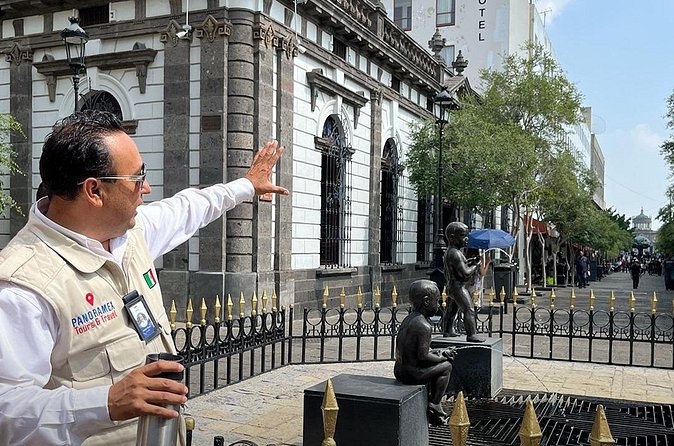 Private City Tour Guadalajara and Tlaquepaque - The Rotonda and the people Jalisco honors