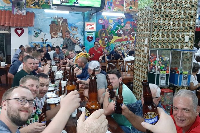 Private Evening Taco and Beer Tour with Transportation Included - Why this taco tour is different from a hotel-zone dinner
