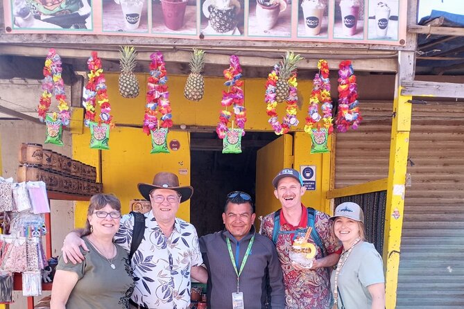 Private excursion to Bufadora and flea market - A private start outside Ensenada cruise port