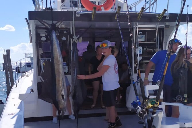 Private fishing charter Boat 48ft 12 pax Good Marlin and Sailfish - Crew Service and Family Use