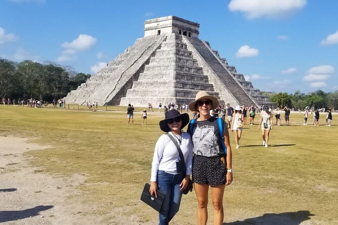 Private Guide Service in the Archaeological Zone of Chichen Itza - Why a guide changes the Chichen Itza visit