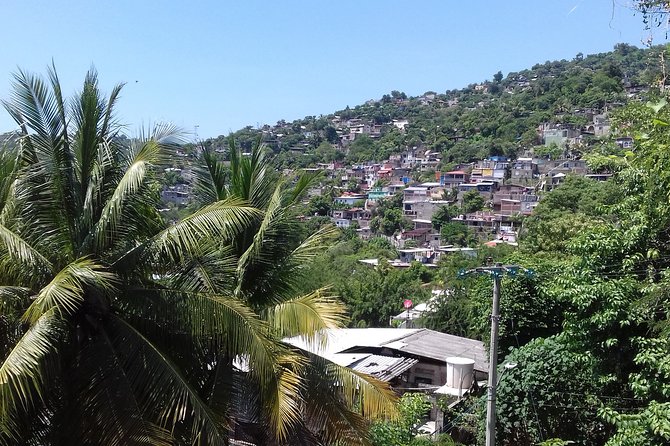 Private Ixtapa and Zihuatanejo City Tour - Guides, vehicle, and the value of a private group