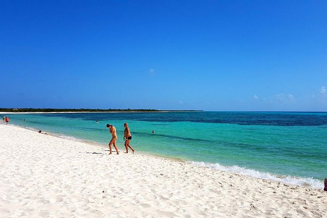 Private Jeep Excursion in Cozumel with Lunch and Snorkeling - El Cedral and the local side of the island