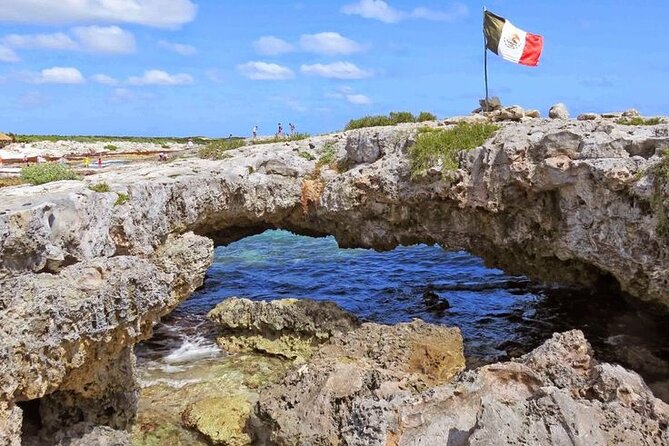 Private Jeep to Jade Cavern, Punta Sur & ATV Tour: All-Inclusive - El Mirador and Chen Rio keep the coast scenic