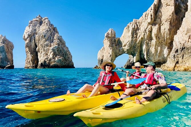 Private Los Cabos Arch & Playa del Amor tour by Glass bottom kayak - Starting at Pelican Rock