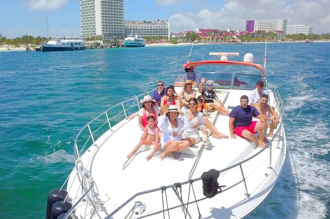 Private Luxury Yacht 55FT Rental in Cancun - Comfort, seating, and the possibility of a substitute boat