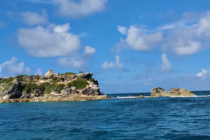 Private MUSA Snorkeling Experience at Isla Mujeres and Cancun - Guides make the private format work