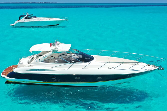 Private Premium Yacht 46FT Rental in Cancún - Six and eight hours for a slower island day