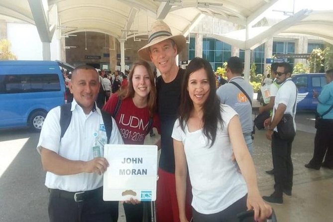 Private Round Transfer Airport-Cancun Hotel Zone - Airport - Who should book this Cancun transfer