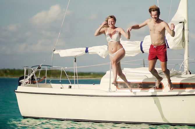 Private Sailboat + Captain for a Day Experience - Cocalitos and the lagoon’s blue water