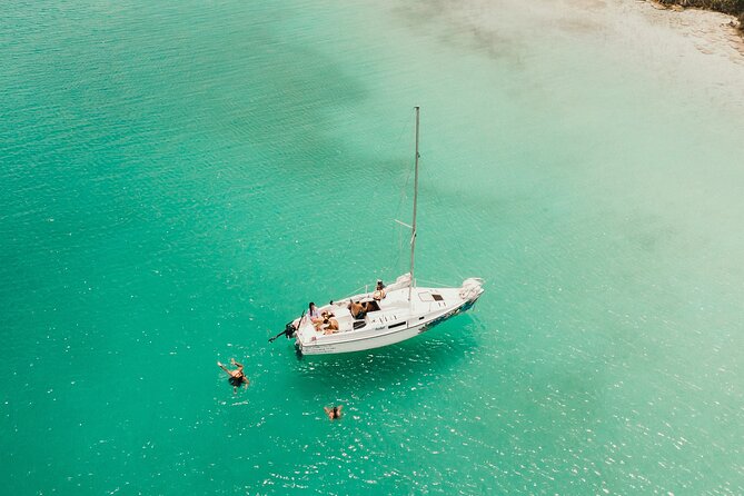 Private sailing tour of Bacalar Lagoon - Cenote Negro, the lagoon’s dramatic depth